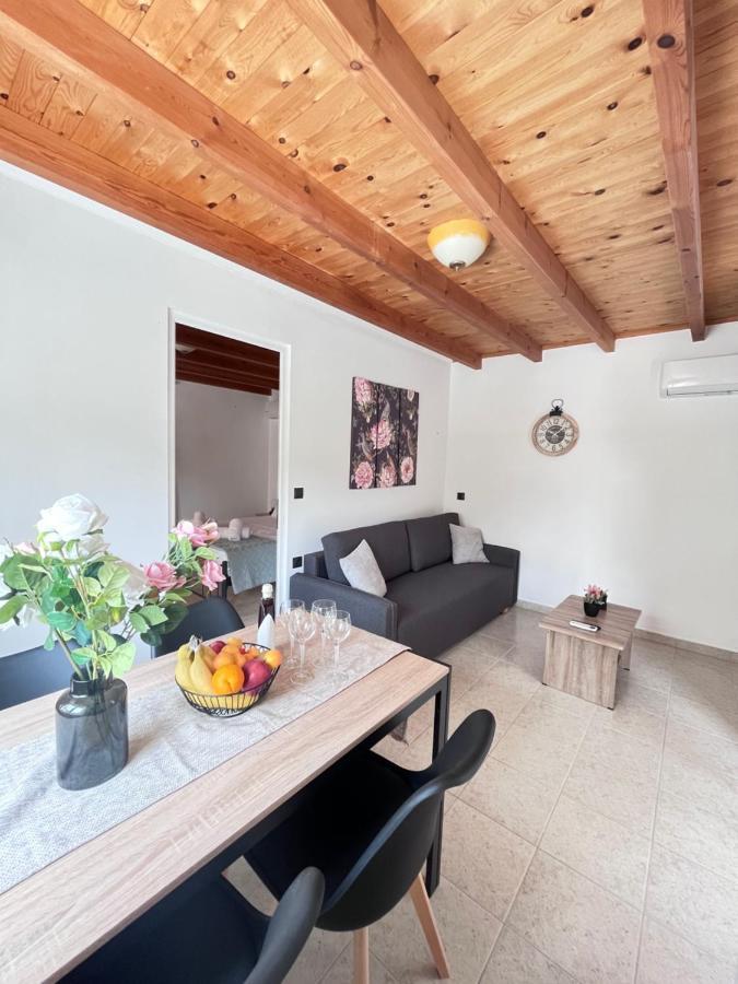 Kosaris Ferienhaus *